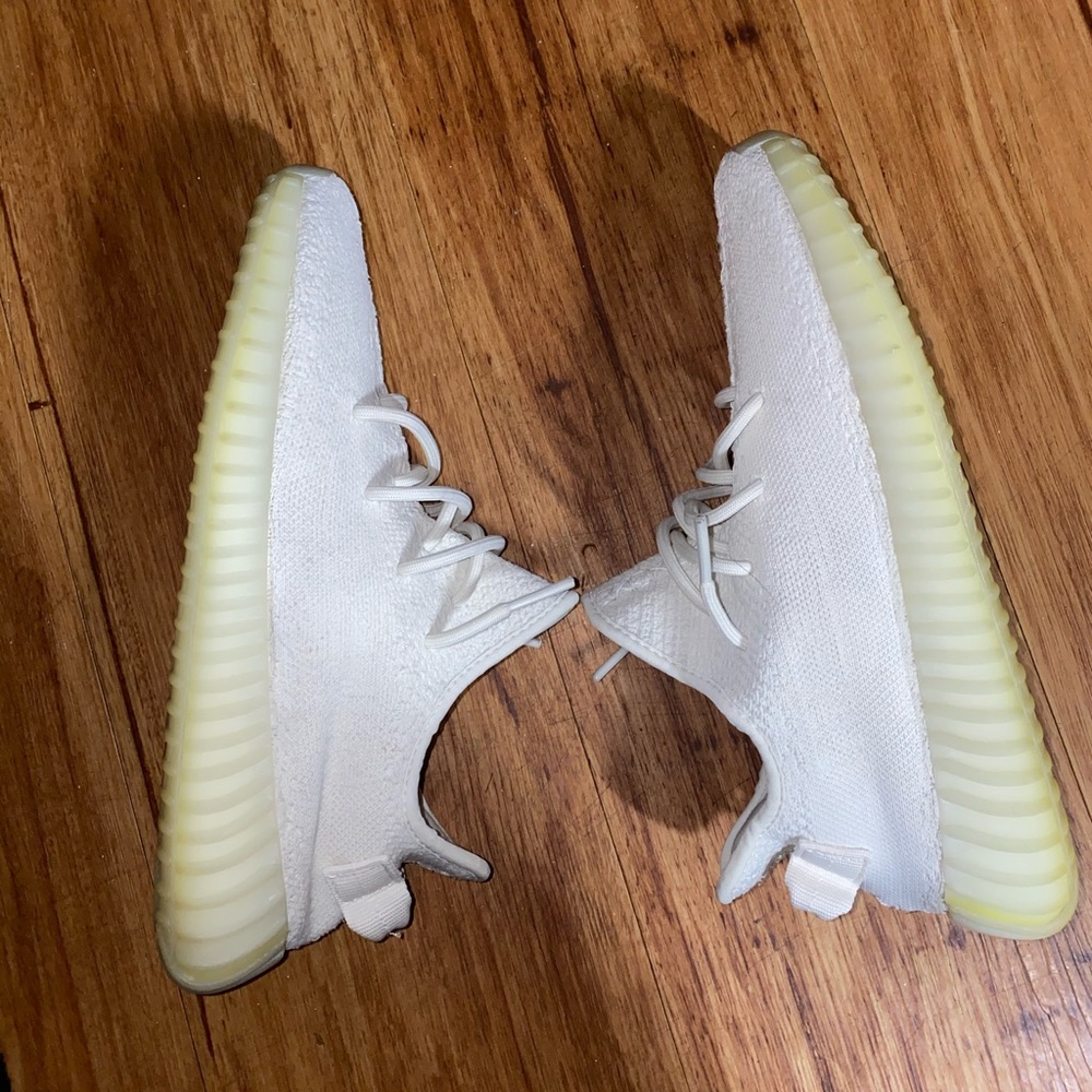 Yeezy 350 boost triple white size 8